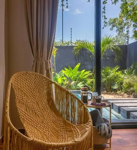 Villa Maison Siscolino 4bdrm W/ Swimup & Rooftop Pools *