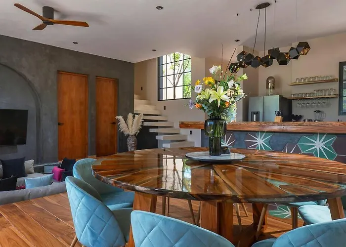 Villa Maison Siscolino 4bdrm W/ Swimup & Rooftop Pools Tulum