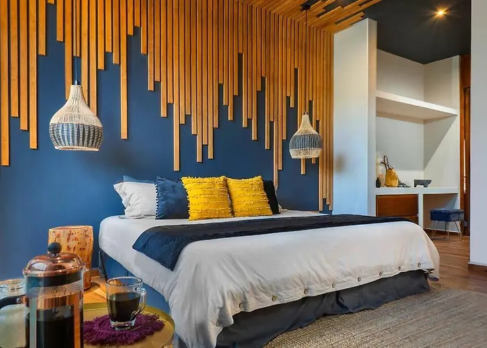 Maison Siscolino 4bdrm W/ Swimup & Rooftop Pools