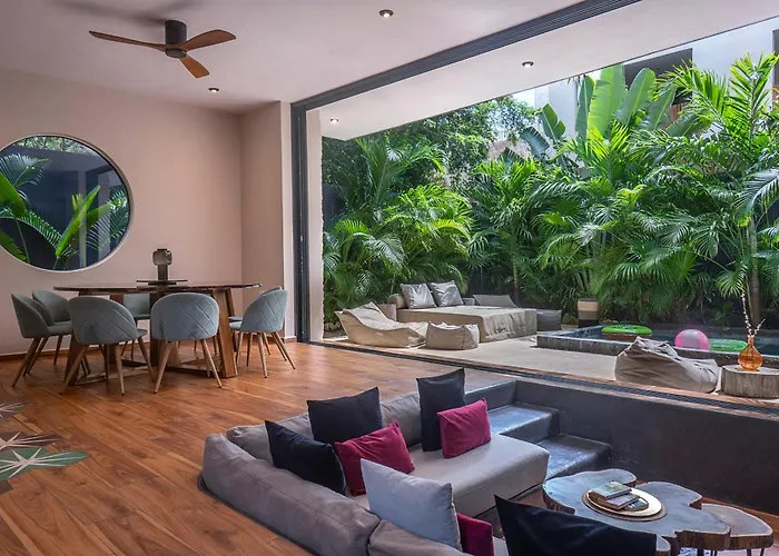 Maison Siscolino 4bdrm W/ Swimup & Rooftop Pools Tulum