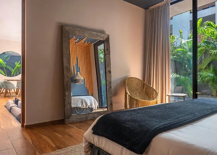 Villa Maison Siscolino 4bdrm W/ Swimup & Rooftop Pools *